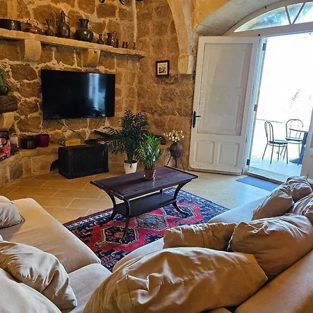Unique In The Heart Of Gozo - Дом отдыха Надур