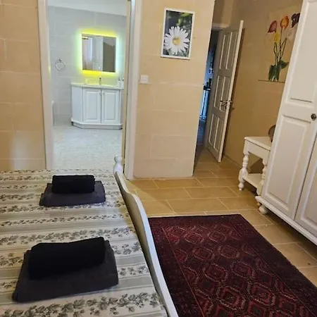 Unique In The Heart Of Gozo - 度假居