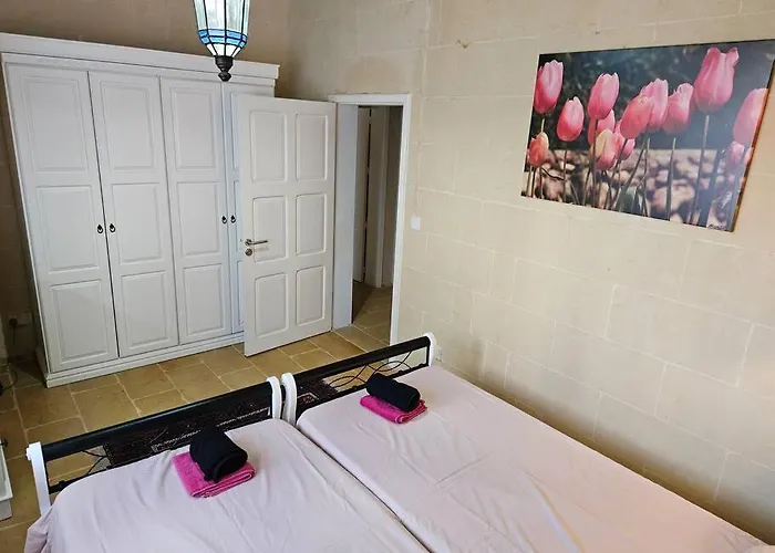 Unique In The Heart Of Gozo - Hébergement de vacances *